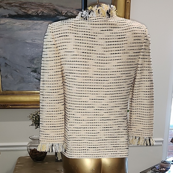 St. John Cream and Black Women's Jacket With Fringe Detail Sz. 4 - Picture 2 of 9
